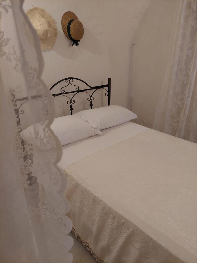 I Trulli Di Nonna Maria Villa อัลเบโรเบลโล ภายนอก รูปภาพ